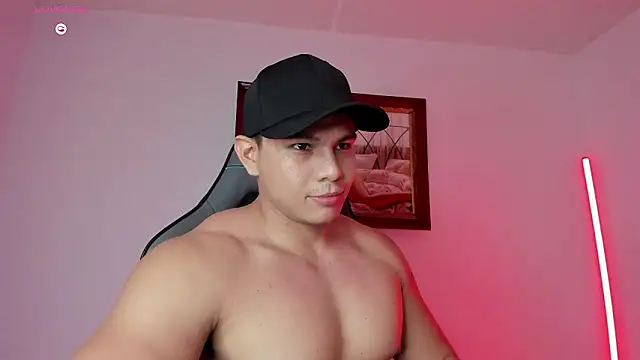 RoyConstance online show from 02/01/26, 04:22