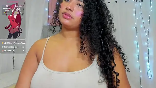 valentina 0  online show from 01/12/25, 06:39