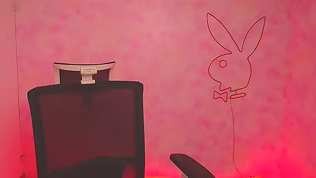 Milka kiss  online show from 12/08/24, 09:57