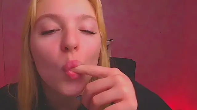 Milka kiss  online show from 01/06/25, 10:24