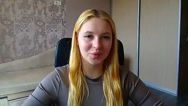 Milka kiss  online show from 06/27/26, 12:22