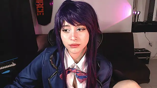 Snapshot of liz-beths chatting on 10/22/25, 01:11 liz-beths online show from 10/22/25, 01:11