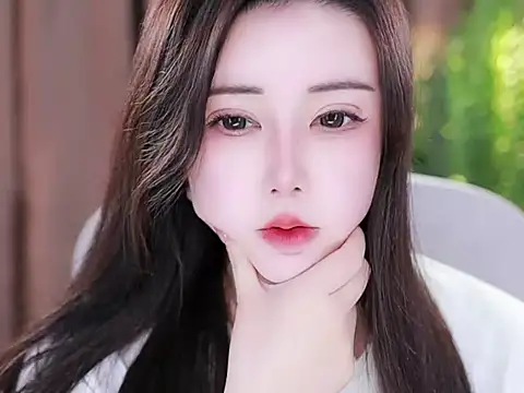 Qiaoqiao  online show from 02/11/25, 10:15