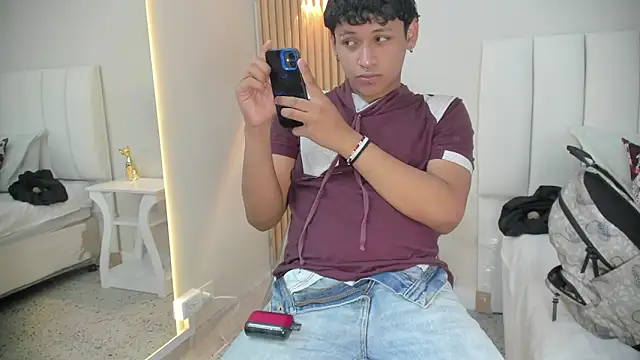 axel ps online show from 10/23/25, 04:12