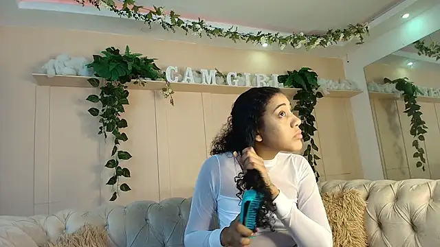 flavia cruz online show from 05/25/26, 12:44
