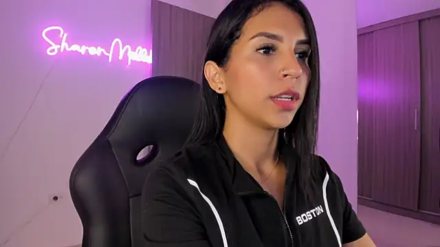 Snapshot of sharonmiller_2_ chatting on 11/27/25, 07:38 sharonmiller 2 online show from 11/27/25, 07:38