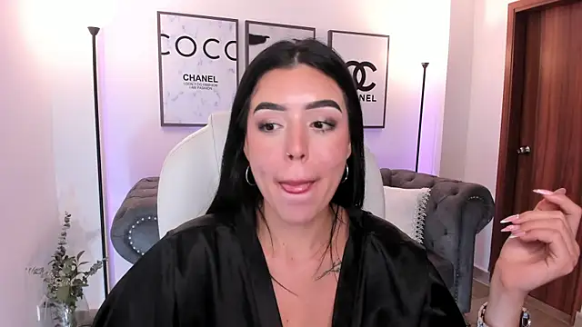 zoee jackson online show from 03/22/25, 08:18