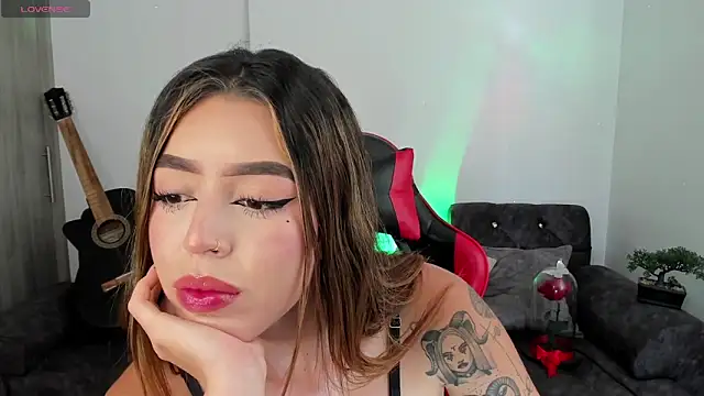 zoee jackson online show from 09/25/25, 09:51