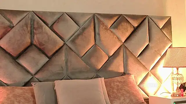 Luisa0110 online show from 02/14/26, 07:54