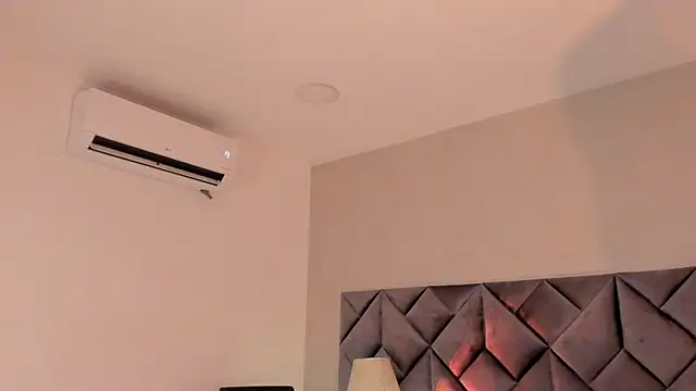 Luisa0110 online show from 05/28/26, 03:09