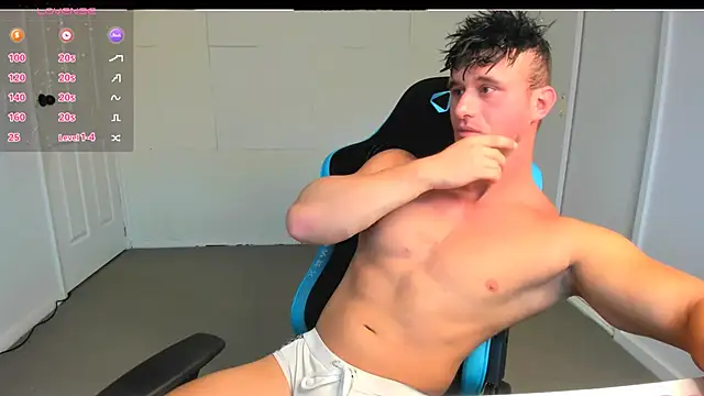 Snapshot of _DownUnderFit_ chatting on 03/22/25, 09:53 DownUnderFit online show from 03/22/25, 09:53