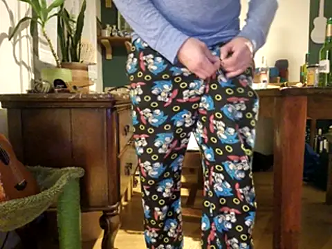 stavroun online show from 11/06/25, 12:44