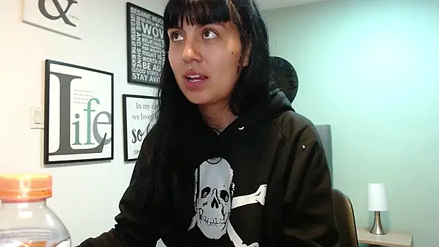 amy adams1 online show from 02/13/25, 04:54