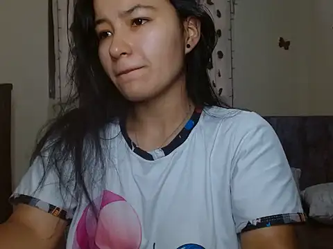 Snapshot of kazumi6 chatting on 12/14/25, 03:06 kazumi6 online show from 12/14/25, 03:06