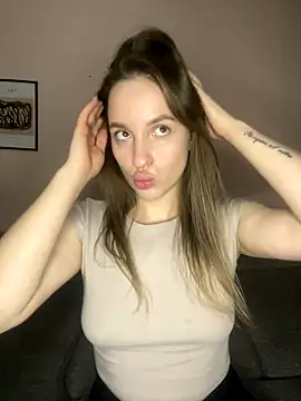 EdnaBradley online show from 10/18/25, 02:40