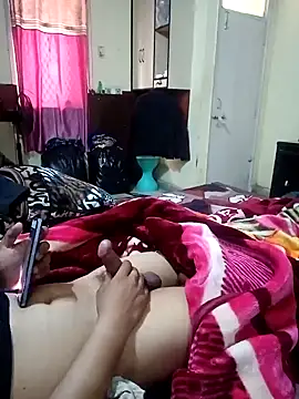 Snapshot of Spgaarya chatting on 03/07/25, 06:57 Spgaarya online show from 03/07/25, 06:57