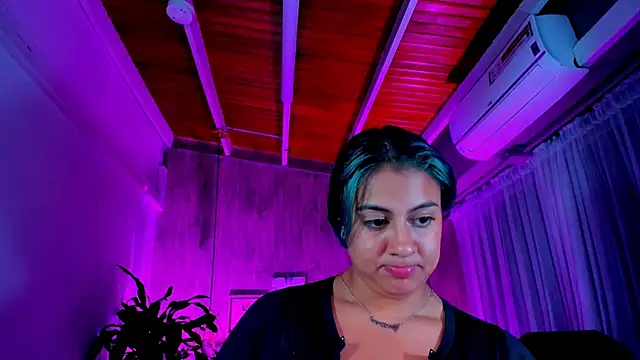 Xisu  online show from 02/02/25, 03:43