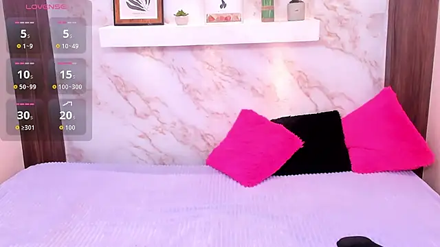 AmyBarton02 online show from 02/17/26, 05:41