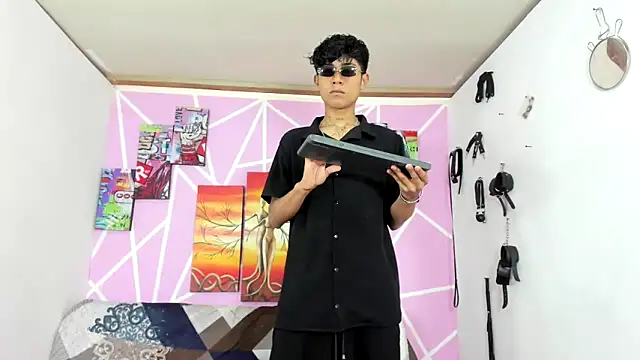 Fresahot2005 online show from 01/23/25, 07:29