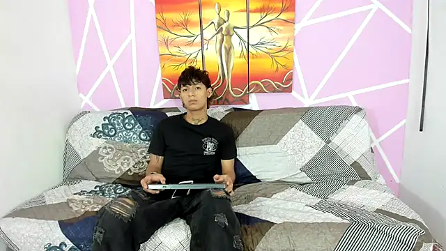 Fresahot2005 online show from 01/25/25, 07:07