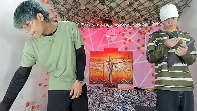 Fresahot2005 online show from 12/02/25, 02:01