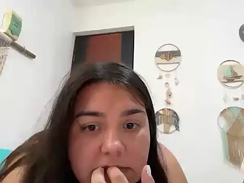 pili placer online show from 02/24/26, 07:45