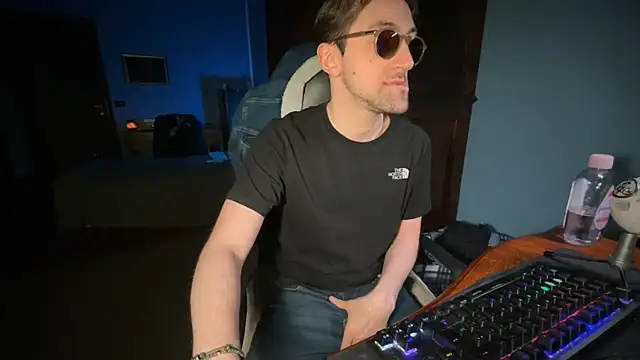 Snapshot of Stefisexy91 chatting on 02/20/25, 10:48 Stefisexy91 online show from 02/20/25, 10:48