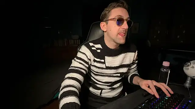 Snapshot of Stefisexy91 chatting on 09/26/25, 08:57 Stefisexy91 online show from 09/26/25, 08:57