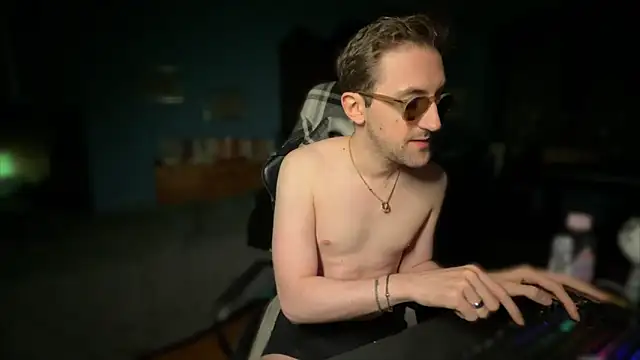 Snapshot of Stefisexy91 chatting on 10/11/25, 08:40 Stefisexy91 online show from 10/11/25, 08:40