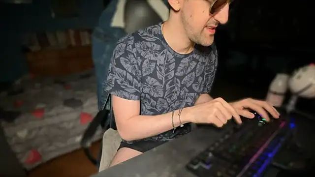 Snapshot of Stefisexy91 chatting on 10/24/25, 09:11 Stefisexy91 online show from 10/24/25, 09:11