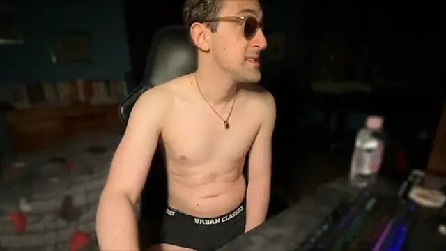 Snapshot of Stefisexy91 chatting on 10/25/25, 05:30 Stefisexy91 online show from 10/25/25, 05:30