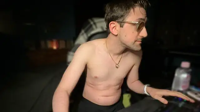 Snapshot of Stefisexy91 chatting on 10/28/25, 10:01 Stefisexy91 online show from 10/28/25, 10:01