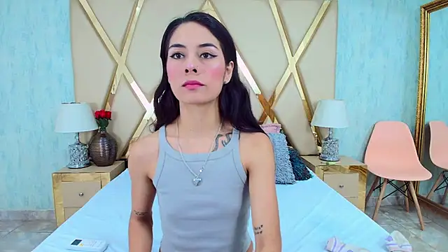 NicoleEsposito online show from 01/24/25, 02:07