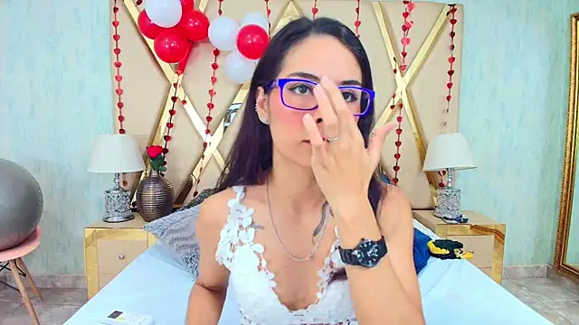 NicoleEsposito online show from 02/20/25, 01:25