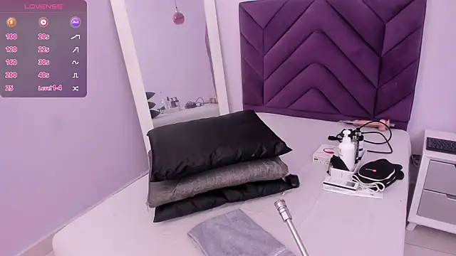 Maddyjohnsonn online show from 12/27/24, 03:53