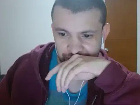 camiloking1720 online show from 12/03/24, 06:15