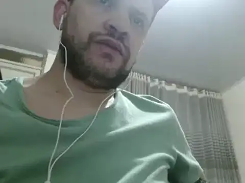 camiloking1720 online show from 12/19/24, 12:56