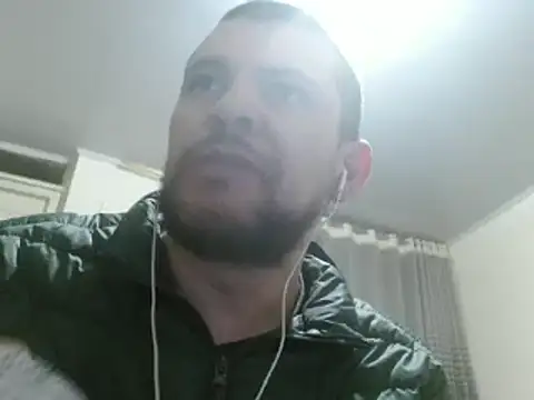 camiloking1720 online show from 01/28/25, 07:43