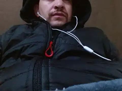 camiloking1720 online show from 02/05/25, 07:07