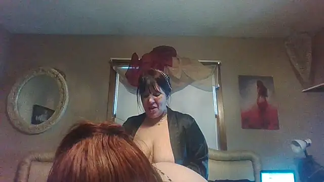 nora lane online show from 01/17/25, 03:32