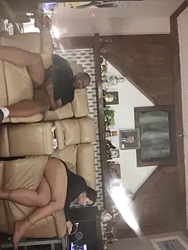 nora lane online show from 02/03/25, 03:09