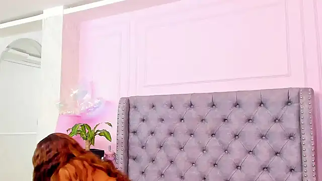 HaileeRoberts online show from 04/08/26, 12:27