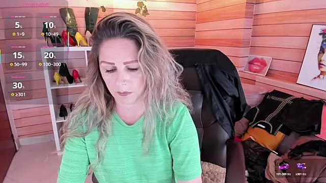 Victoria collins 1 online show from 12/19/25, 12:34