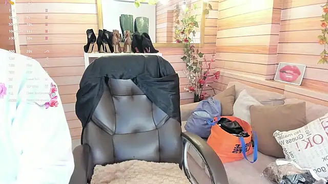 Victoria collins 1 online show from 03/25/26, 11:05