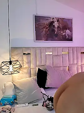 Konny May online show from 10/18/25, 10:21