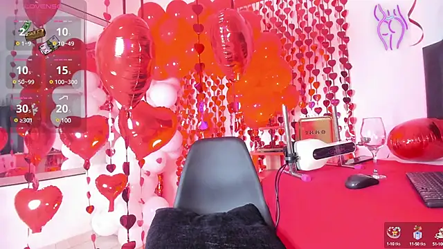 Lia johnsonn online show from 02/14/25, 11:10