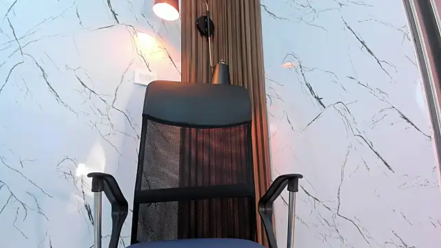 antony bigdick  online show from 11/18/25, 01:00