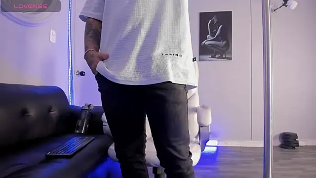 Cristopher strong online show from 02/28/26, 01:56