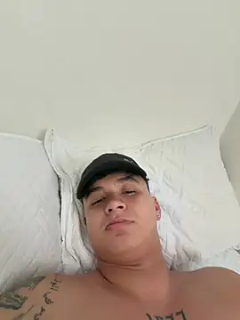 Cristopher strong online show from 03/29/26, 03:56