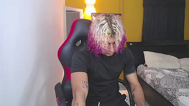 Demitryo online show from 02/06/25, 03:27